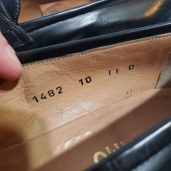 Salvatore Ferragamo Black Leather Loafers - Picture 5 of 11